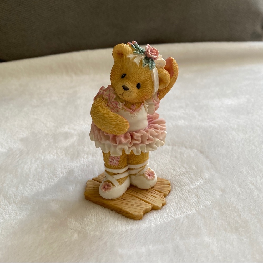 COPY - Cherished Teddies - “Mindy”